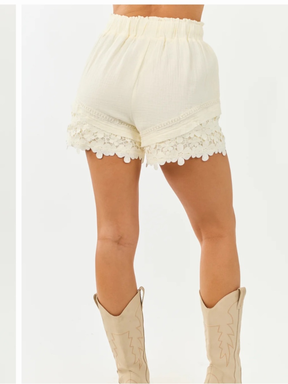 Very J   Lace Crochet Trim Cotton Gauze Drawstring Shorts NWT - Picture 6 of 7